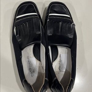 Walter Genuin Black and White Fringe Loafers